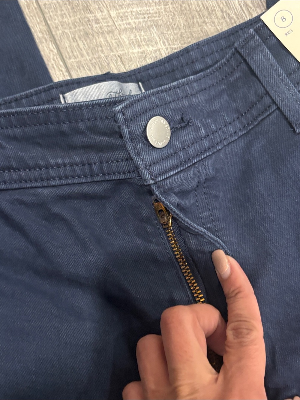 Womens Wide-Leg Navy jeans - Picture 6 of 6